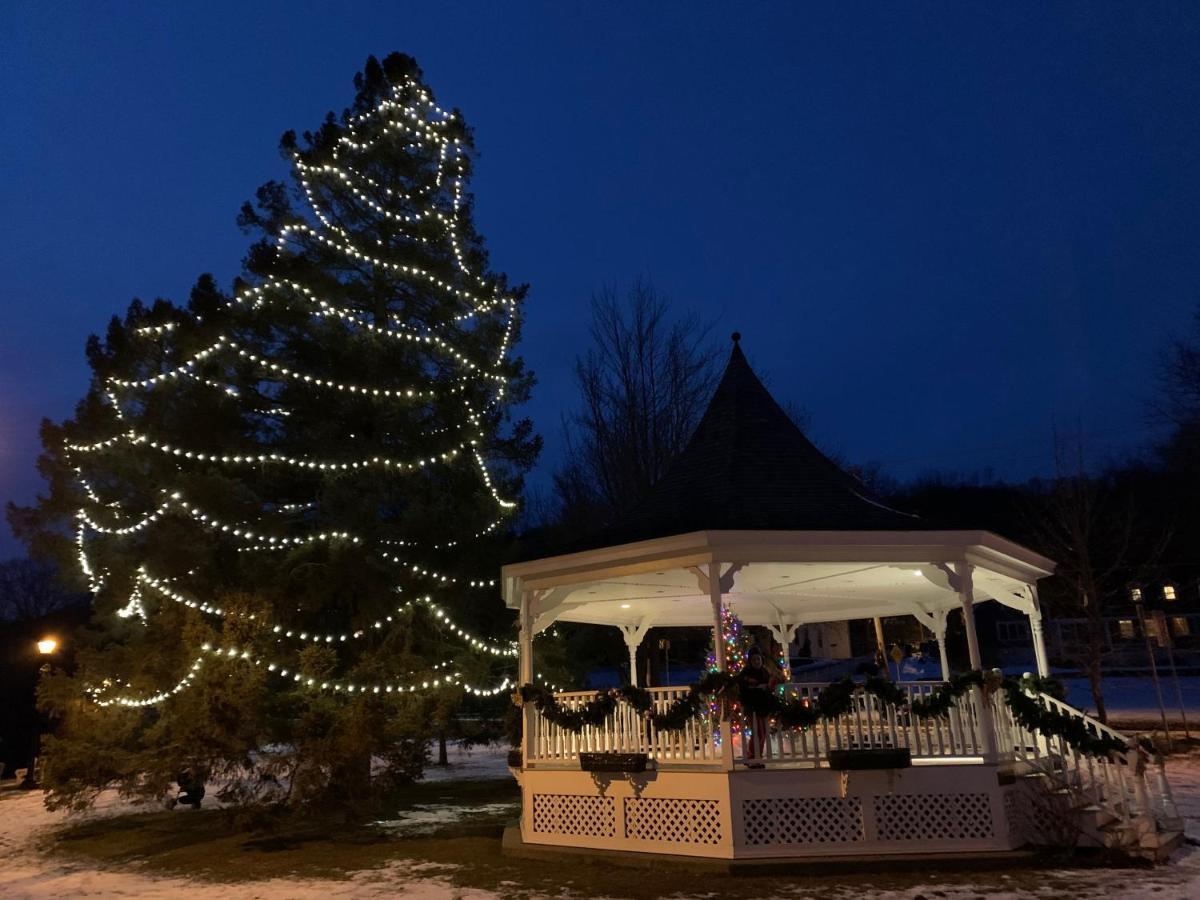 Auberge Le Tricorne North Hatley Εξωτερικό φωτογραφία