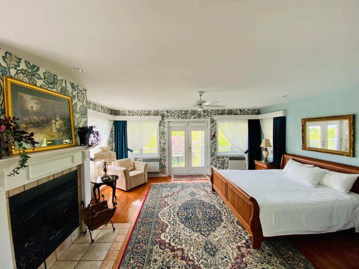 Auberge Le Tricorne North Hatley Εξωτερικό φωτογραφία