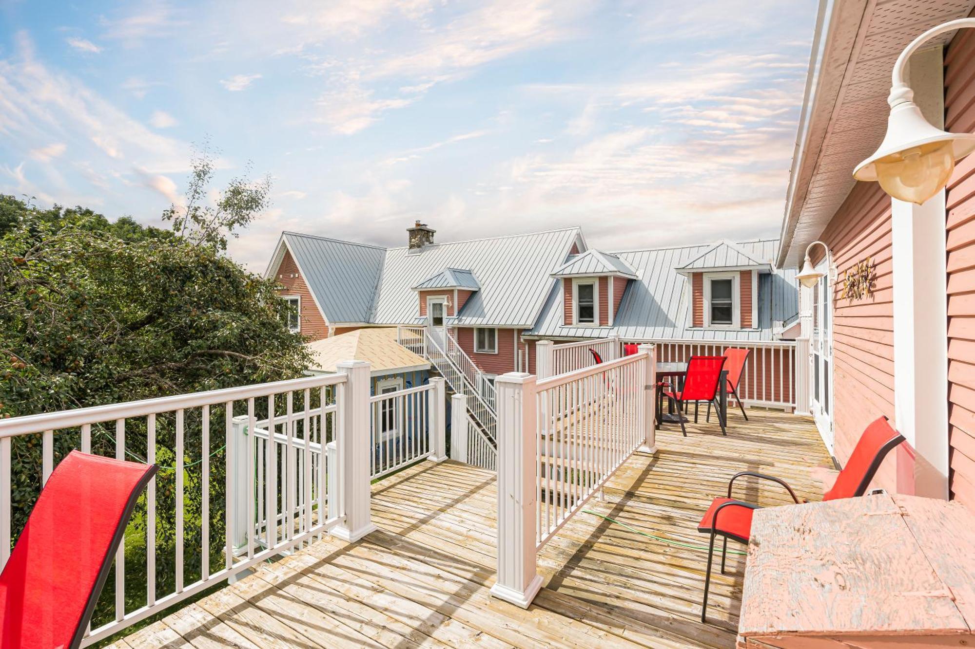 Auberge Le Tricorne North Hatley Εξωτερικό φωτογραφία